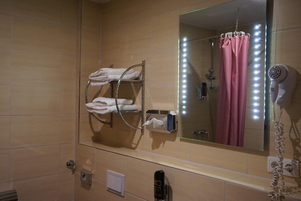 Itm Hotel Oase Hamburg Zimmer foto